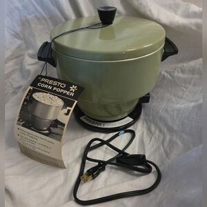 Vintage Presto Electric Corn Popper Popcorn Maker Avocado Green MCM aluminum